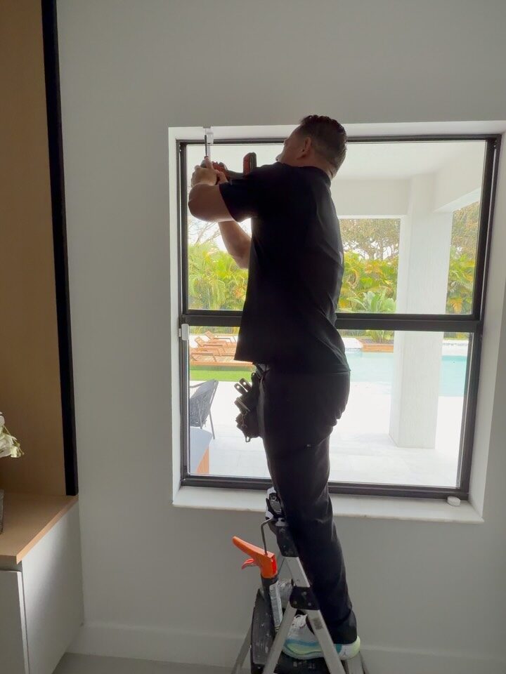 Instagram post from lgsmartblinds. This post is in position 5.